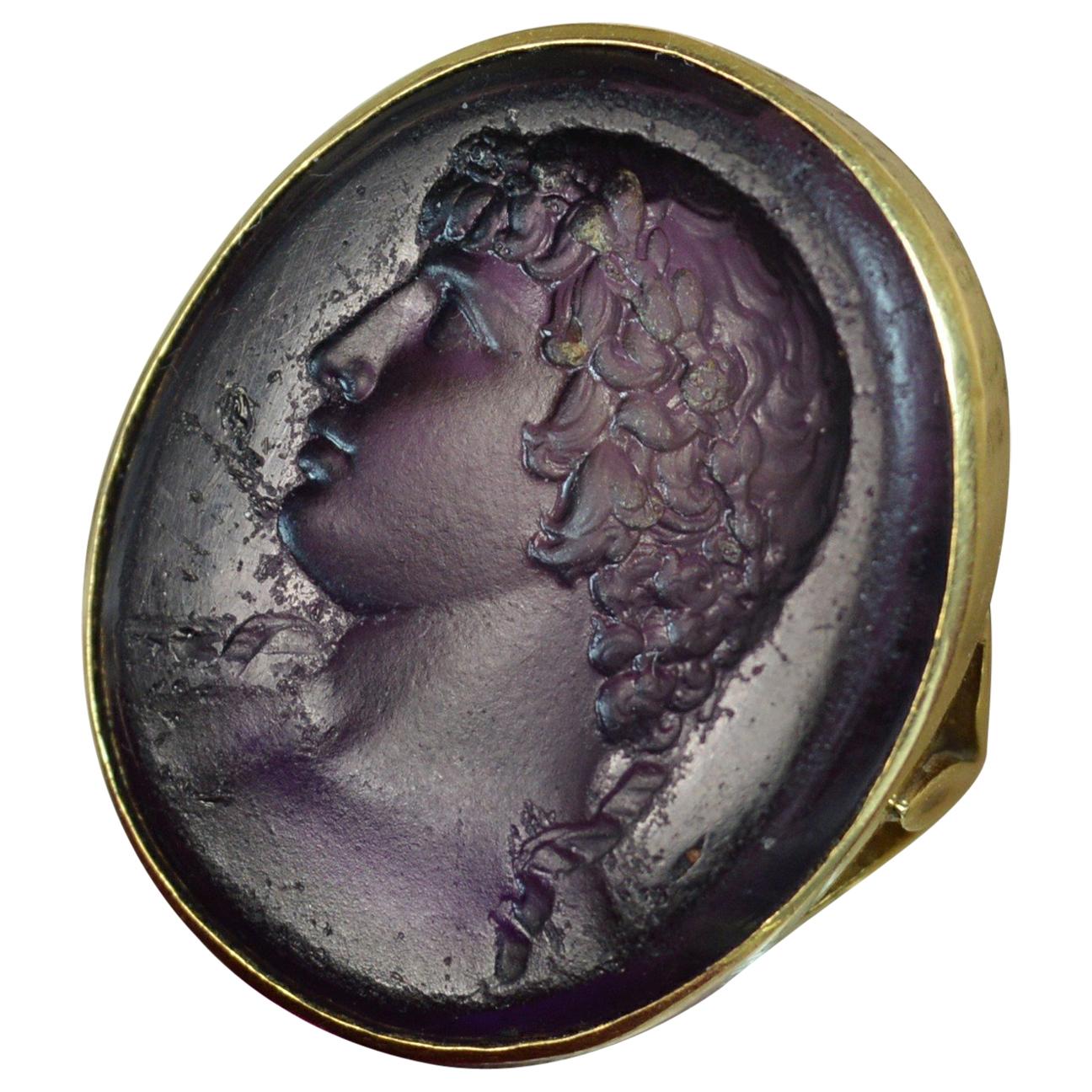 Early Victorian 18 Carat Gold and Purple Glass Intaglio Seal Signet Ring