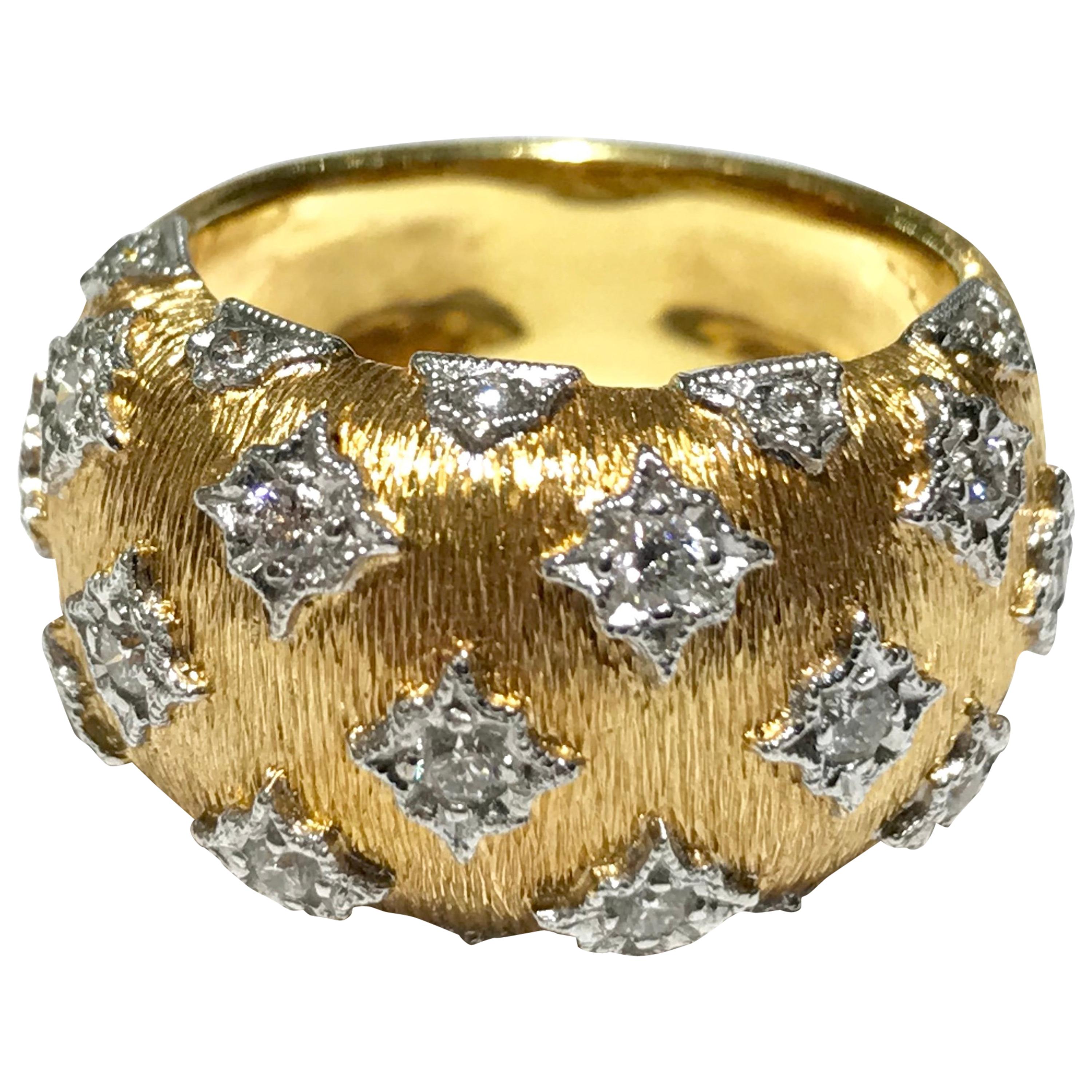 Buccellati inspired ring in 18kyg with 23 diamonds 0.47ct dia brushed finish For Sale