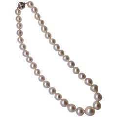 AIGL Certified Cultured South Sea Pearl 14 Karat Gold Clasp