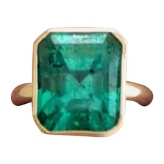 Vintage GIA 6.80 Carat Natural Colombian Emerald Solitaire Ring 18K Gold