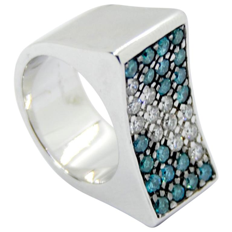 Blue and White 1.75 Carat Diamonds in 18 Karat White Gold Ring For Sale