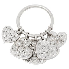 Dior 18 Karat White Gold Round Brilliant Cut Diamond Moving Heart Ring