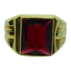 Gent's Vintage Art Deco Solid Gold Ring, circa 1940s