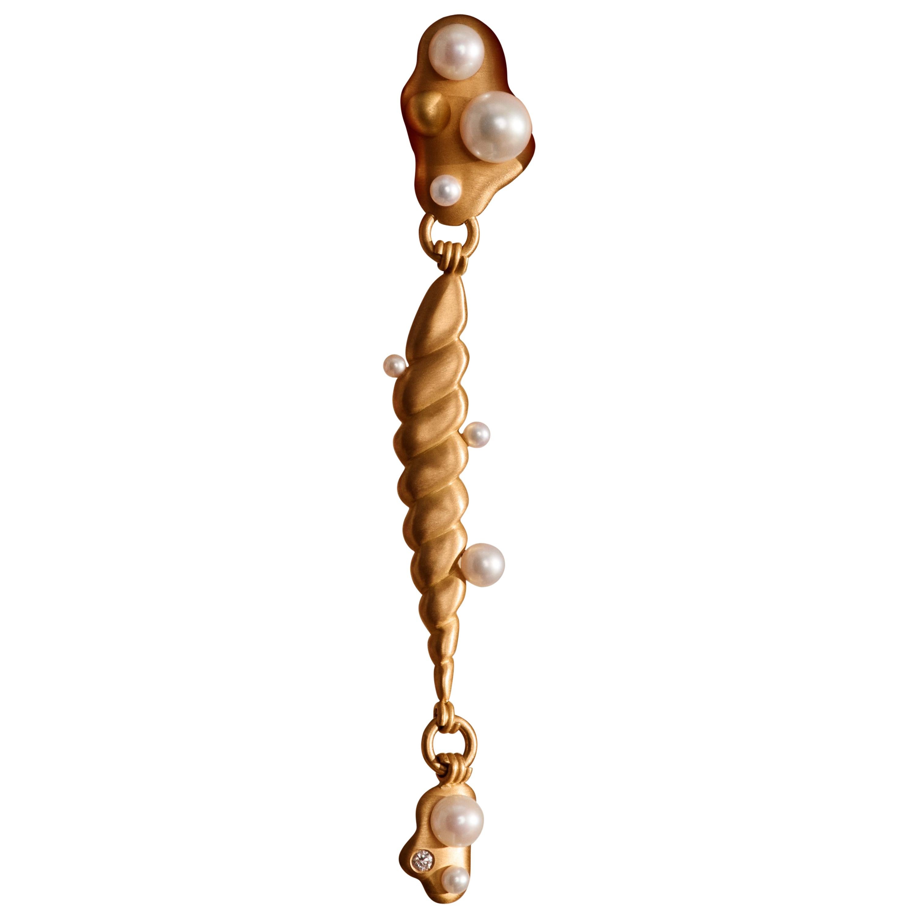 Seahorse No 2 Earring by Jo Riis-Hansen im Angebot