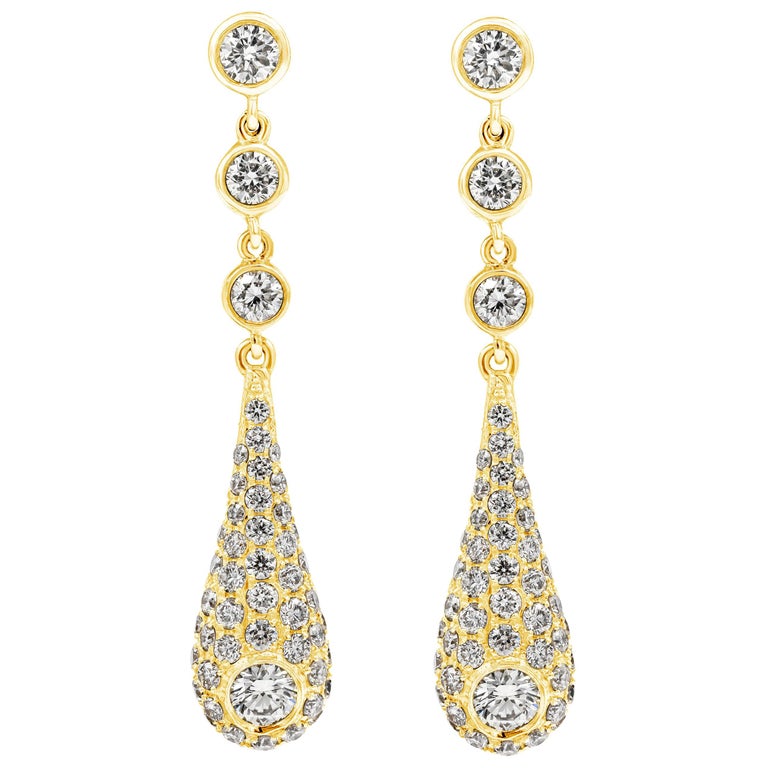 Diamond Yellow Gold Teardrop Earrings For Sale at 1stdibs