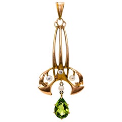 Lovely Art Nouveau Peridot,  Diamond & Pearl Lavalière Pendant By Krementz