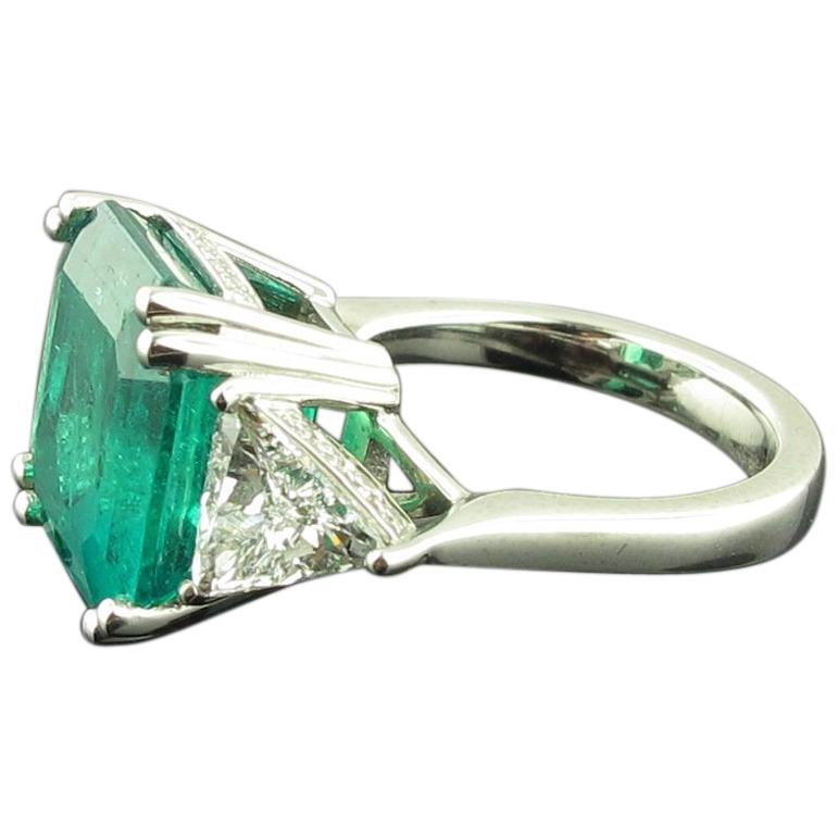 9.76 Carat Square Cut Columbian Emerald and Diamond Ring Set in Platinum