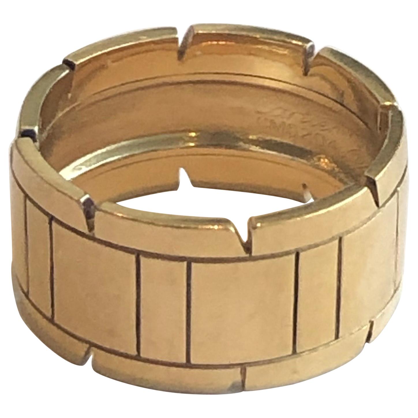 Cartier Large Tank Band Ring Yellow Gold 18 Karat, Bague Tank or Jaune