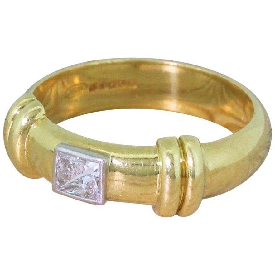 Late 20th Century 0.27 Carat Princess Cut Diamond Ring
