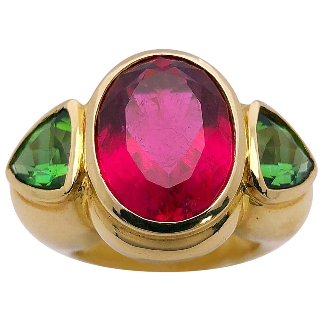 Cellini Jewelers 18KT Gold, 7.27Ct. Rubellite and 2.38Ct. Green Tourmaline Ring For Sale
