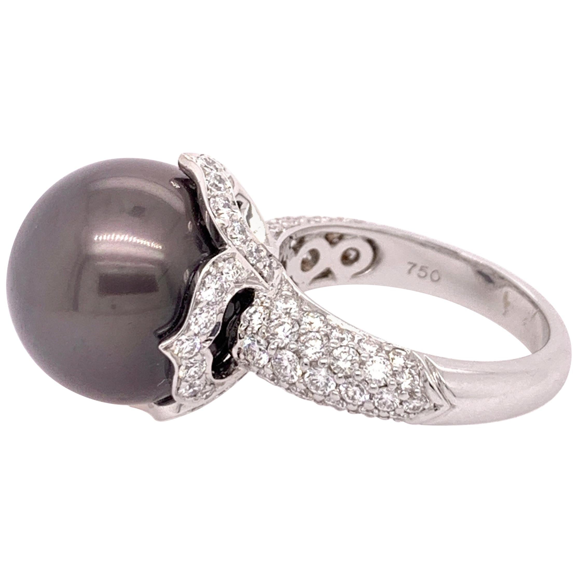 Modern Gold 2.2 Carat Natural Diamond & 15mm Black Tahitian Pearl Cocktail Ring 