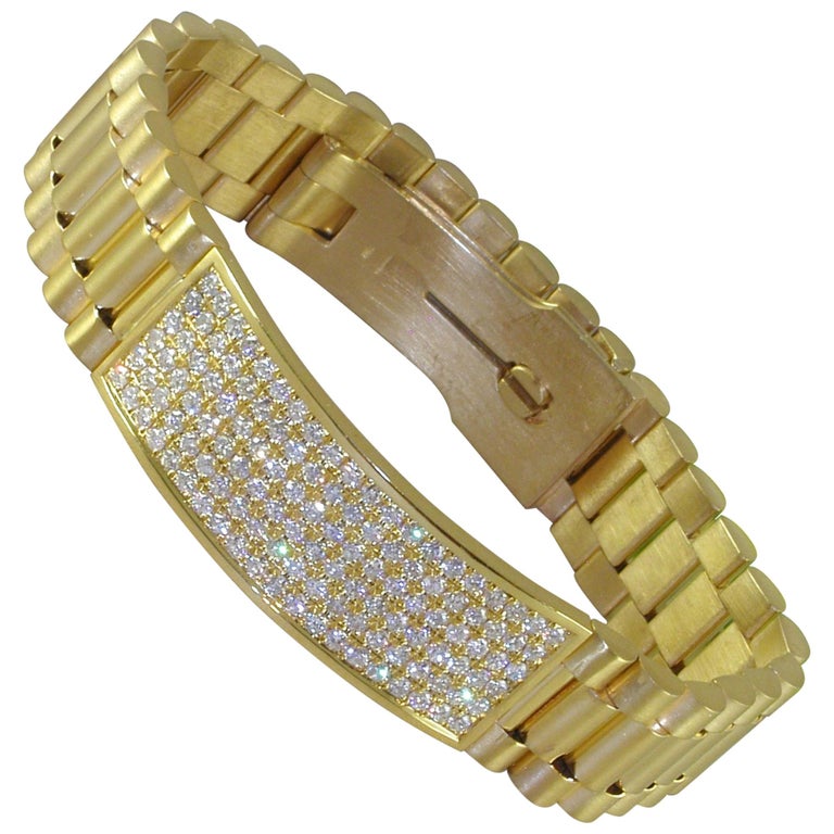 4.80 Carat 18 Karat Yellow Gold White Diamond Men’s Bracelet For Sale at 1stdibs