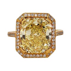 Scarselli 6.70 Carat Fancy Vivid Yellow Radiant Cut Diamond Ring VS2 GIA