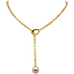 Yvel Necklace in 18 Karat Yellow Gold with Pearl