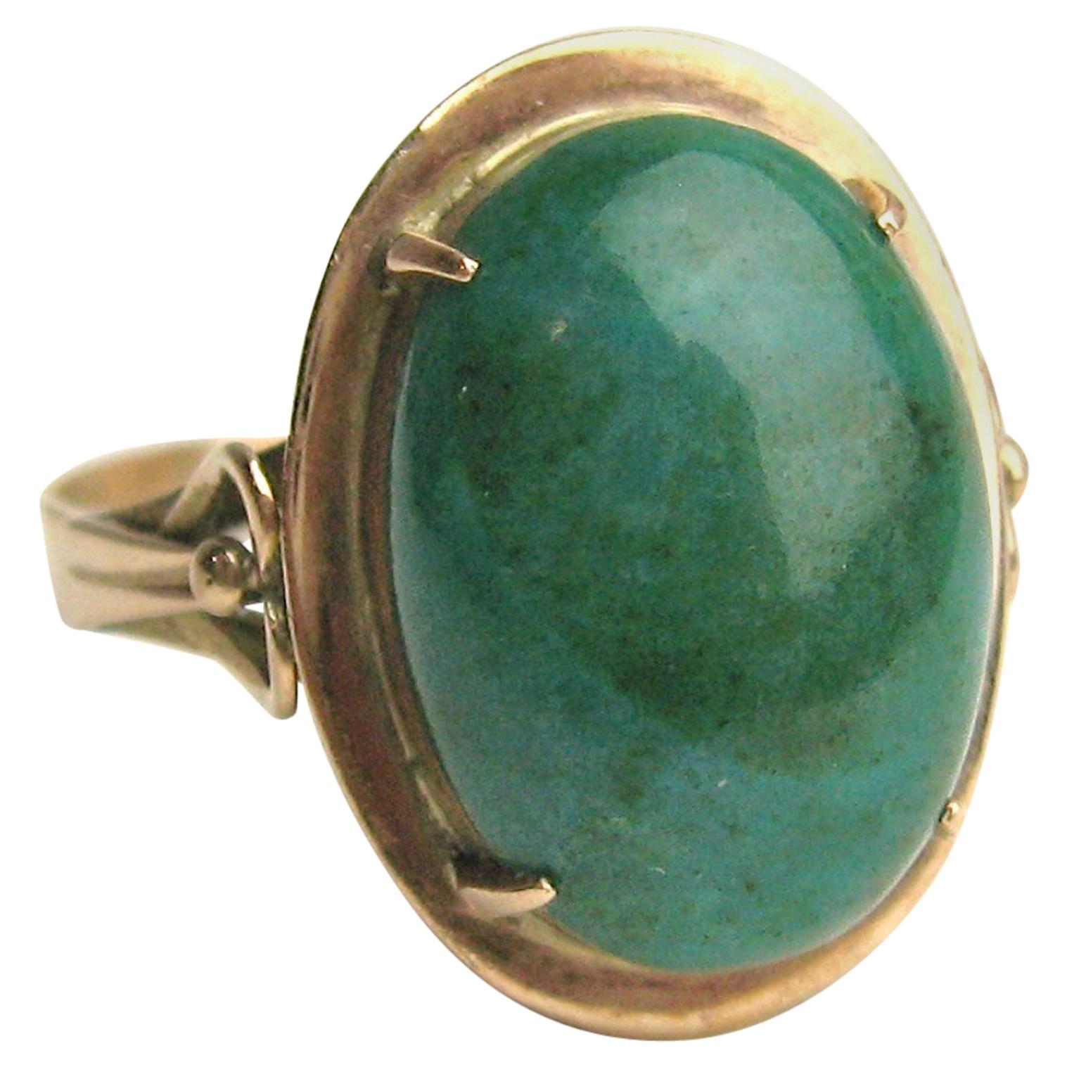 Bague Art Nouveau en or 10 carats et malachite en vente