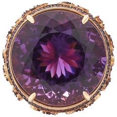 Orianne Collins - Bague en or violet:: améthyste:: rubis et topaze bleue - Prune