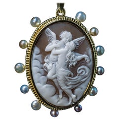 Belle Époque Antique Shell Cameo Gold and Pearl Pendant