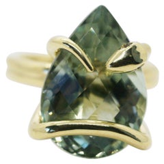 18 Karat Natural Green Amethyst Climbing Snake Ring 