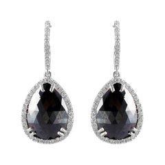 Pendants d'oreilles en or 14 carats avec diamants noirs en forme de poire de 10,89 carats au total