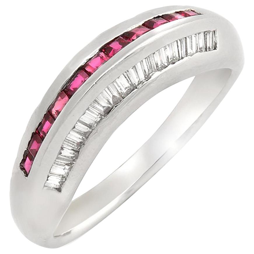 0.38 Ruby and 0.27 Carat Diamonds in 18 Karat Gold Wedding Ring For Sale