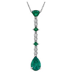 0.12 Carat Diamonds 2.20 Carat Colombian Emerald 14 Karat Gold Drop Necklace