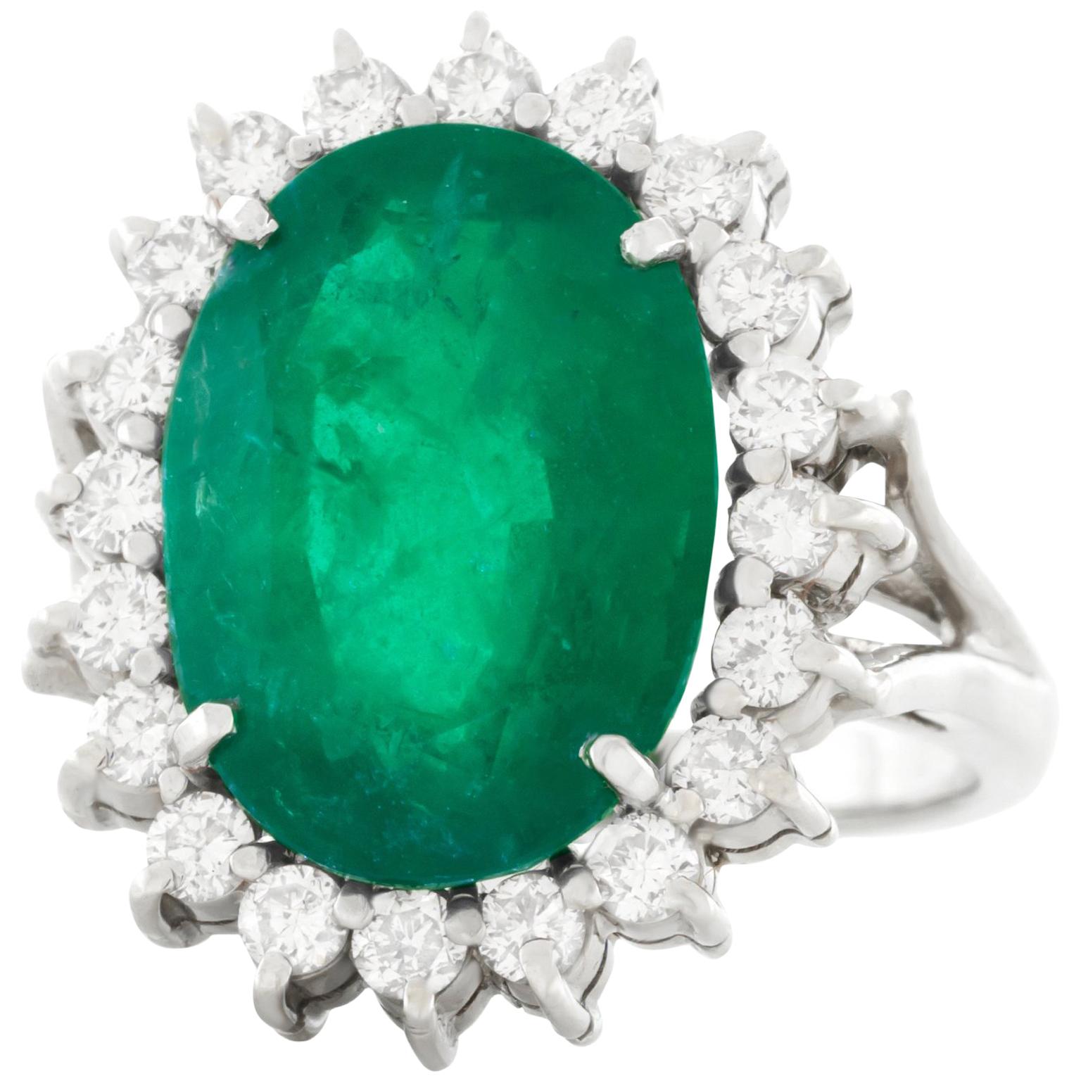 8.50 Carat Emerald and Diamond Set White Gold Ring GIA