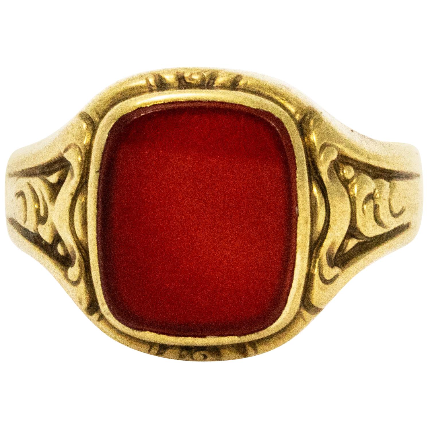 Late Victorian Carnelian and Gold Signet Ring