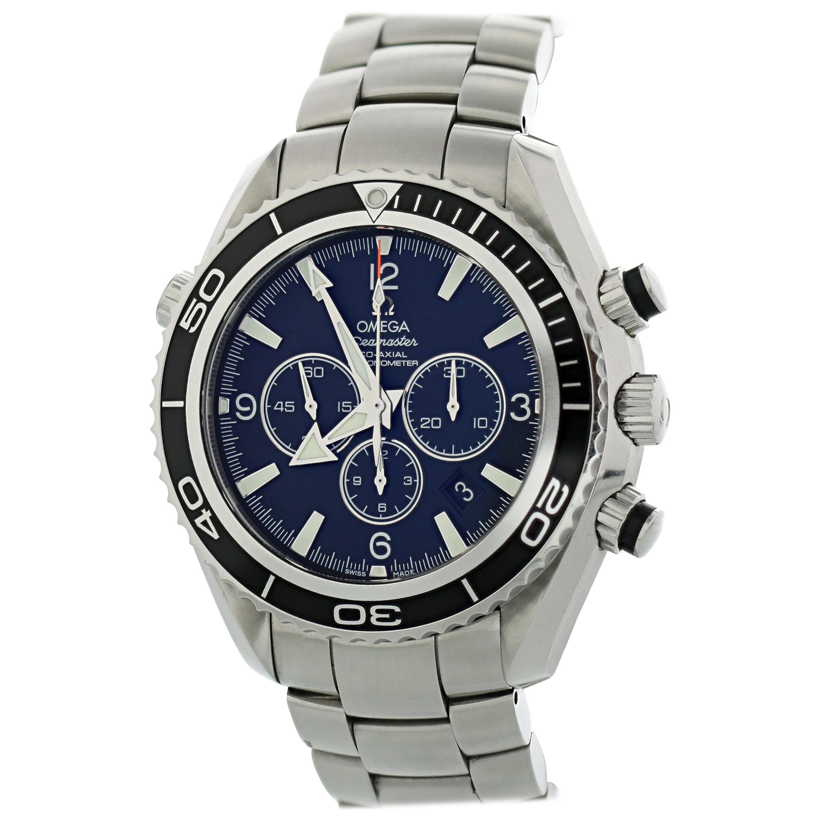 Omega Seamaster Planet Ocean 2210.50.00 600m Co-Axial Men’s Watch with Papers For Sale