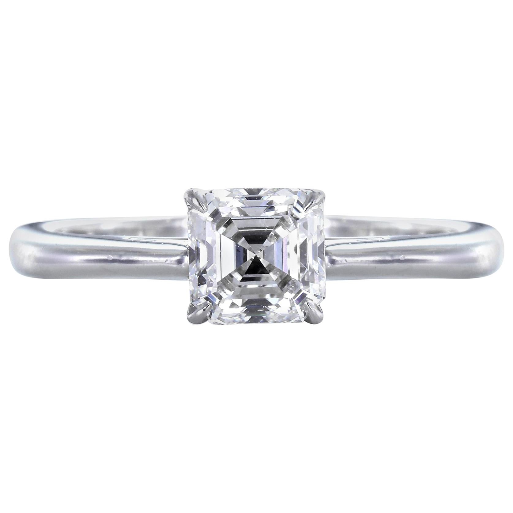 .81 Carat F/VS2 Ascher Cut Diamond Engagement Solitaire Ring 'Platinum' im Angebot