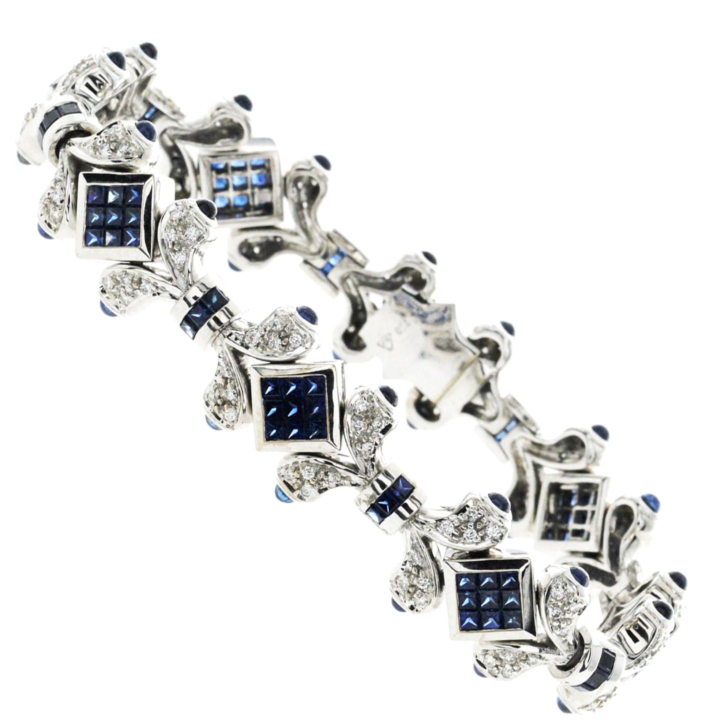 14.25 Carat Natural Blue Sapphire and 1.45 Carat Diamonds 18 Karat Gold Bracelet