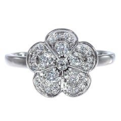 Tiffany & Co .30 Carat Diamond Platinum Flower Ring
