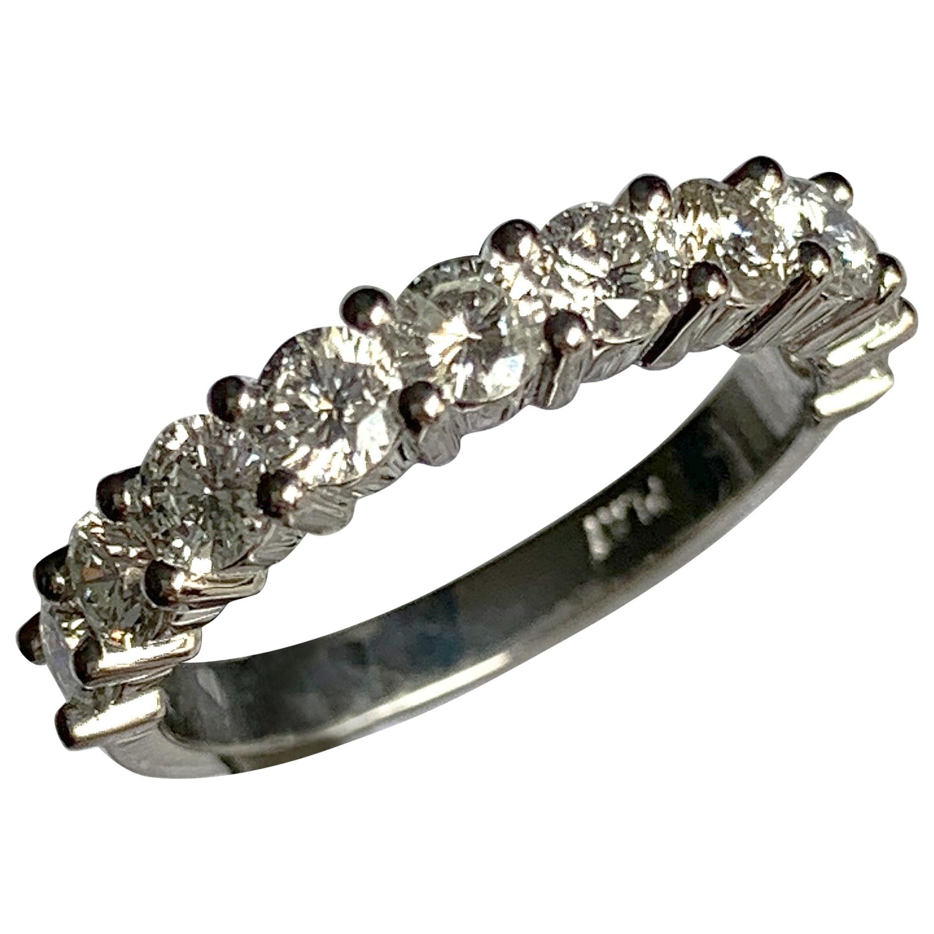 1.00 Carat Approximate Diamond Wedding Stackable Band Ring, Ben Dannie im Angebot