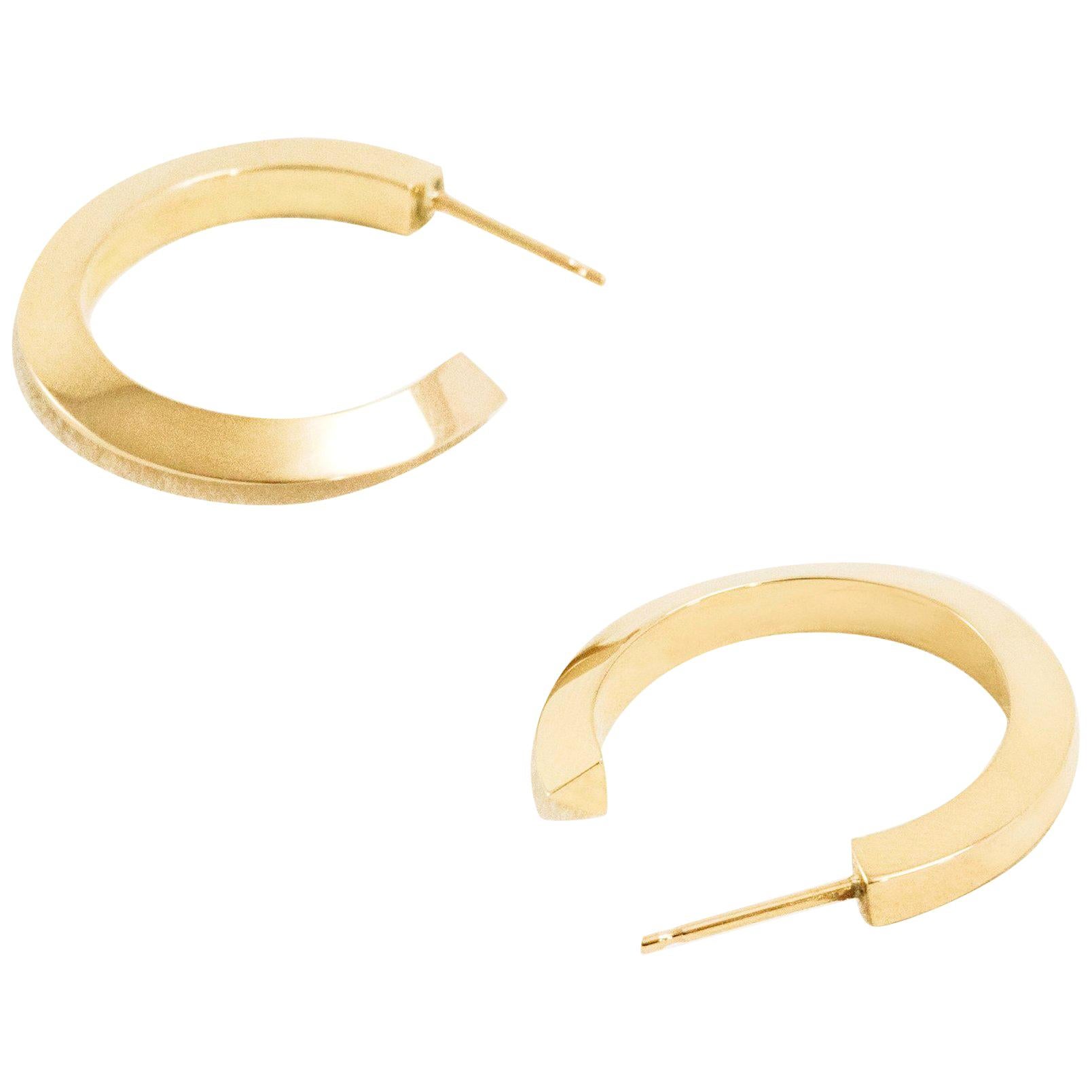 Solid Gold Hoop Earrings Medium Flow Square to Triangle For Sale