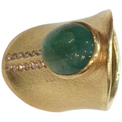Michael Zobel Statement-Ring mit 7,53 Karat Smaragd und Diamant in Gold