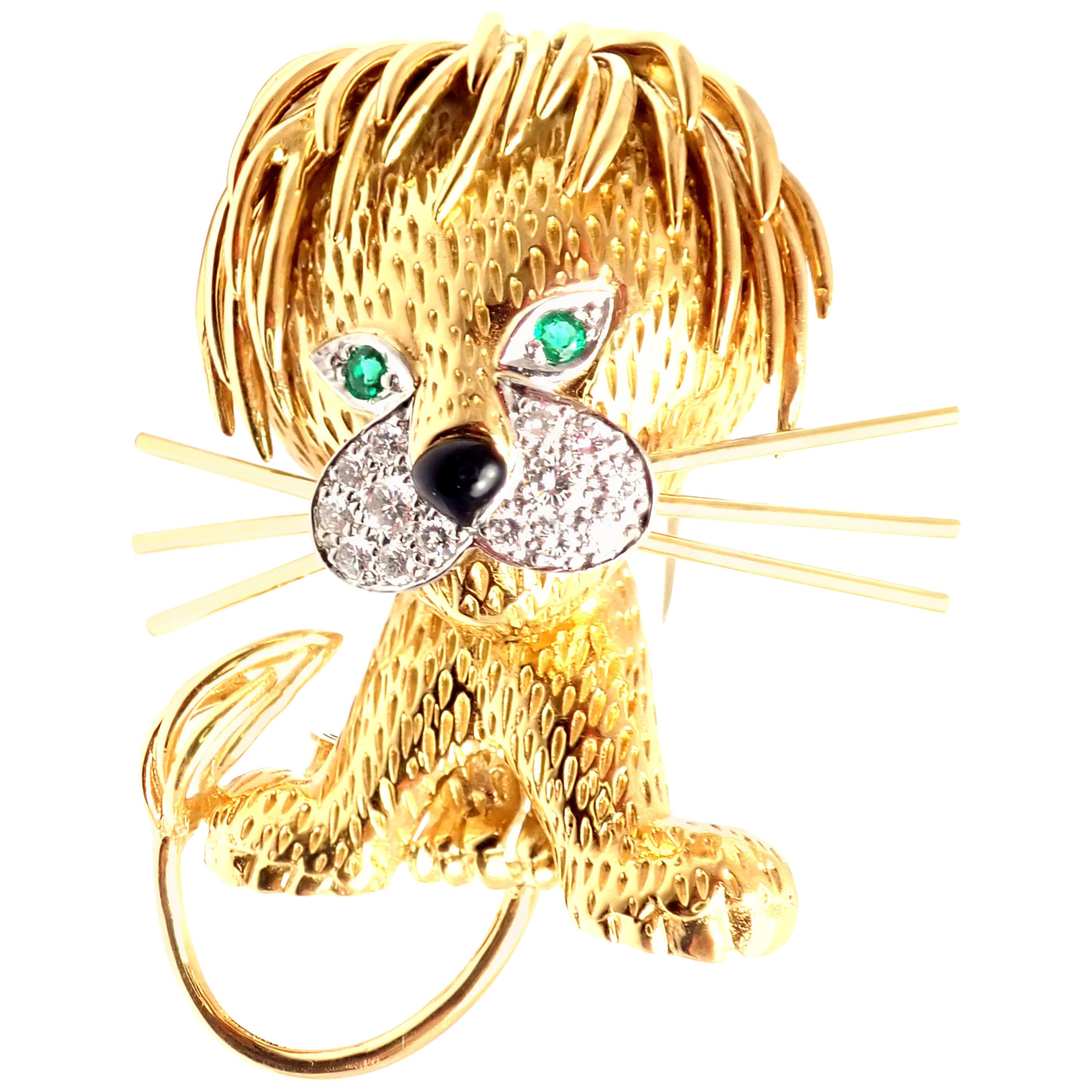 Van Cleef & Arpels Lion Ebouriffe Diamond Emerald Onyx Large Yellow Gold Brooch