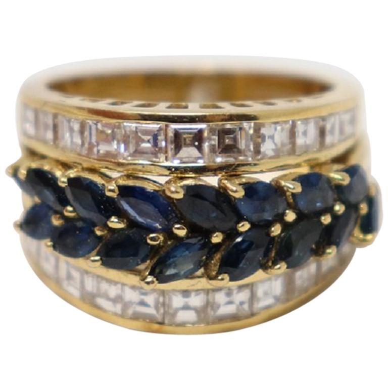 2.50 Carat Blue Sapphire Yellow Gold and Diamonds Wedding or Engagement Ring For Sale