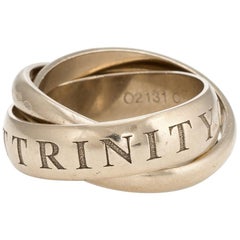 Vintage Cartier Amour et Trinity Ring circa 1998 18 Karat White Gold Jewelry