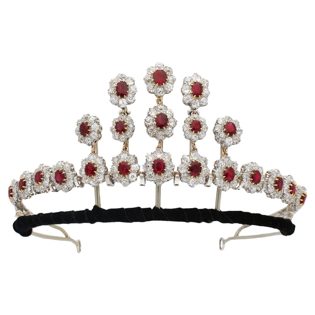 Collier de sang de pigeon en rubis birman et diamants/Tiara, vers 1915