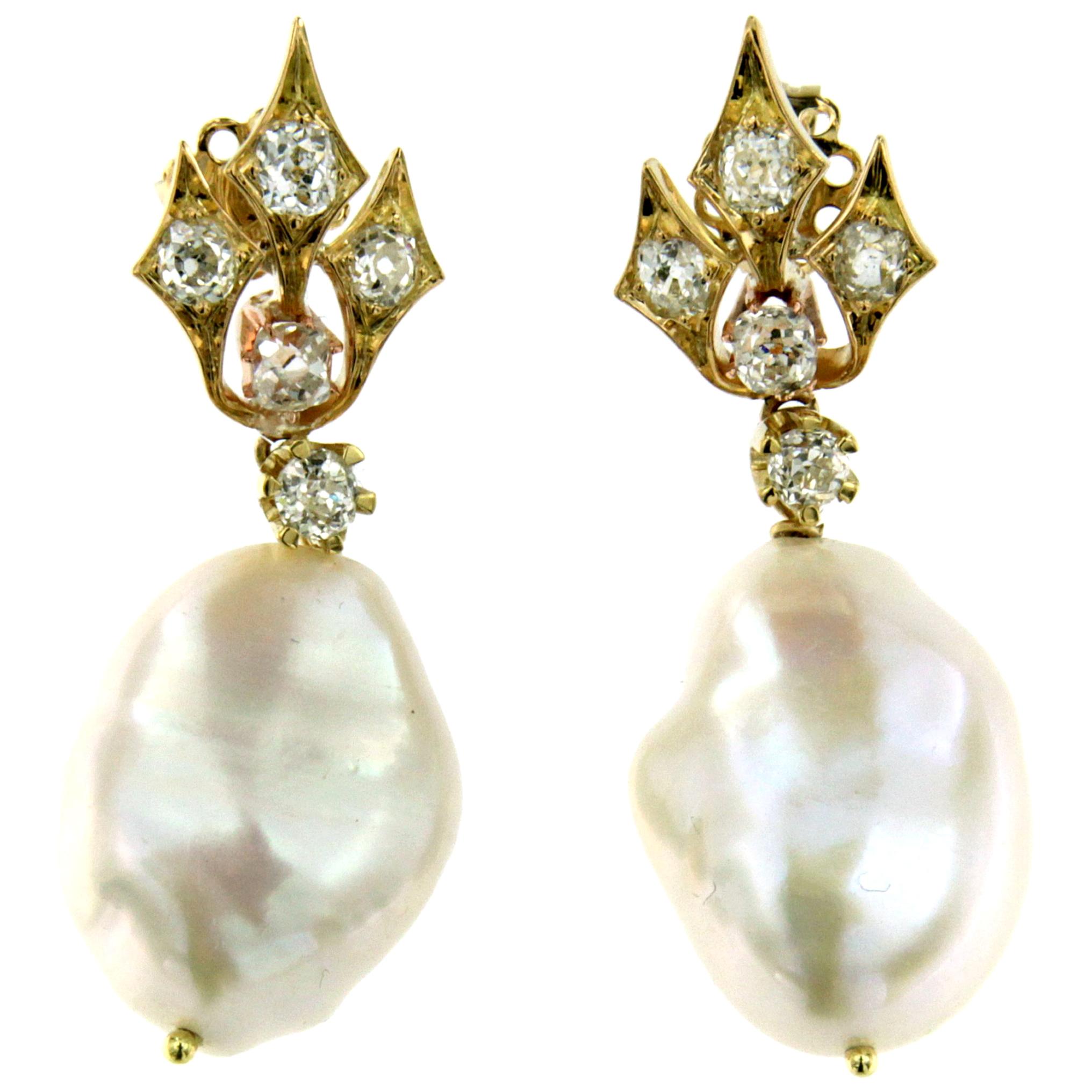 South Sea Pearls Diamond Gold Earrings