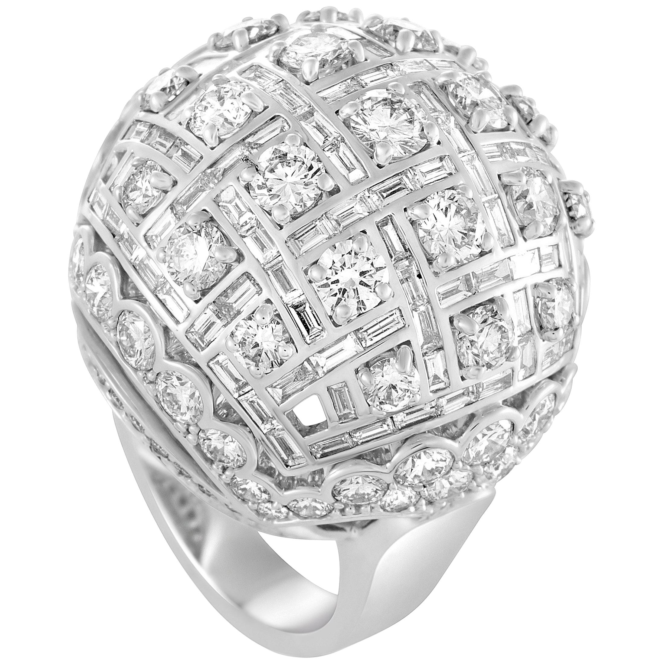 Harry Winston Round and Baguette Diamonds White Gold Dome Ring