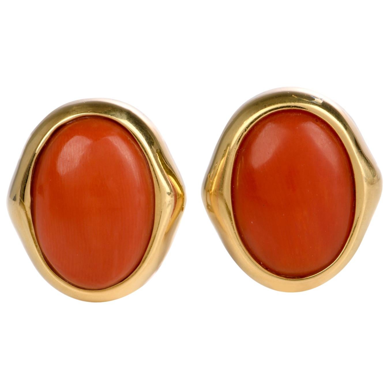 1960s Italian Coral 18 Karat Yellow Gold Earrings