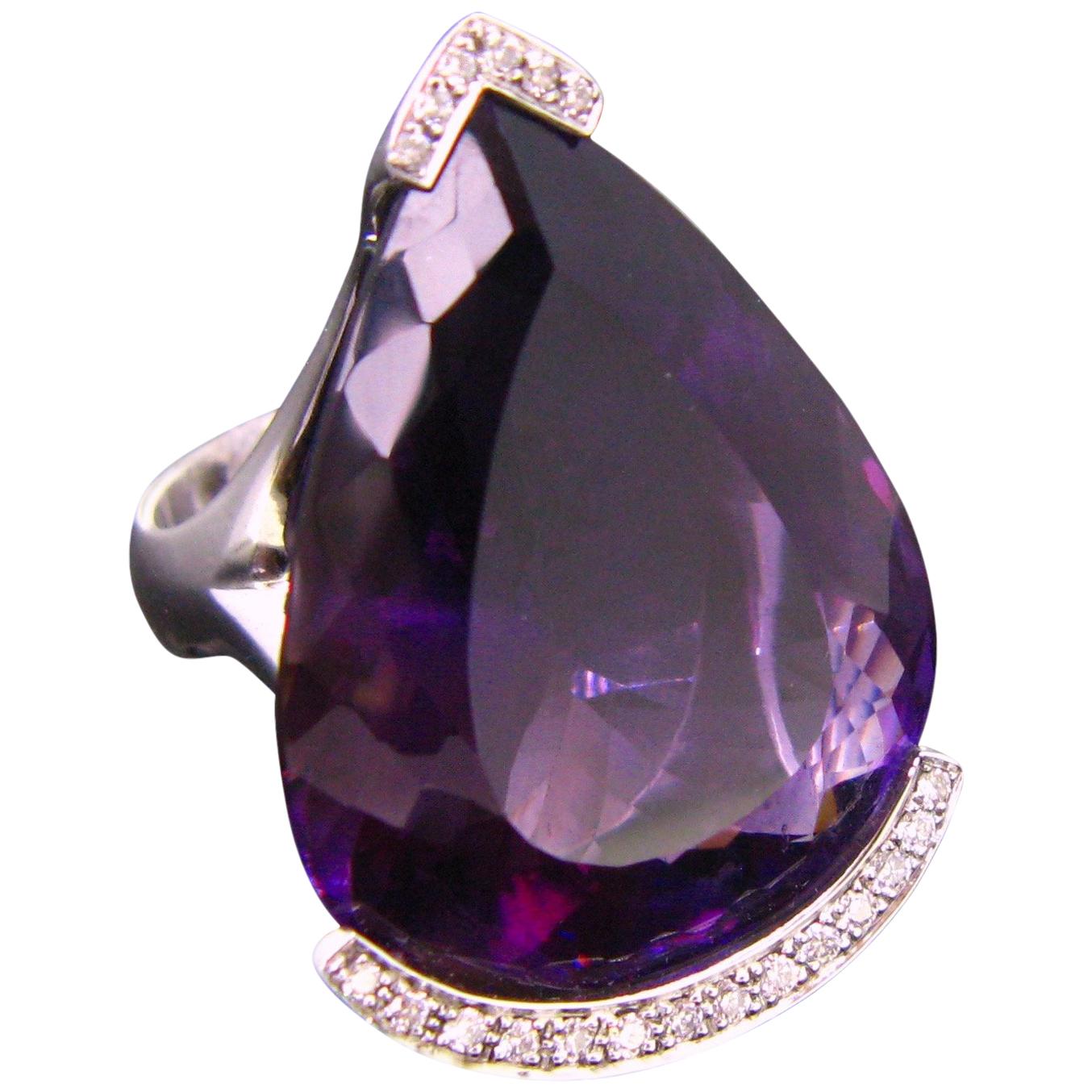 Important Amethyst Diamonds White Gold Design Fashion Cocktail Ring