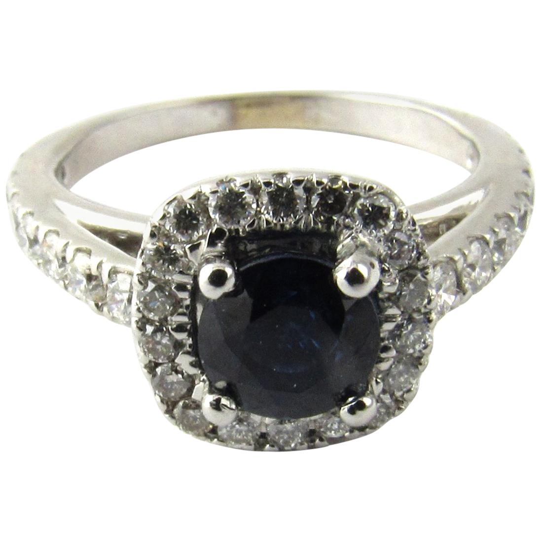 14 Karat White Gold Natural Sapphire and Diamond Ring For Sale