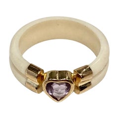 Vintage 1970s Bone Ring with Amethyst Heart in 18 Karat Gold