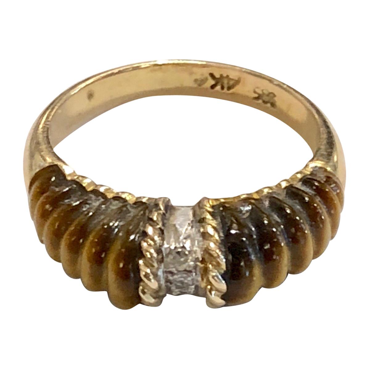 Carved Tigers Eye with Diamond Inset Ring, 14 Karat Gold, circa 1970s