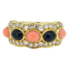 Van Cleef & Arpels Coral Onyx and Diamonds Yellow Gold  Cocktail Ring