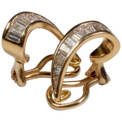 18 Karat Gold and Baguette Diamond Clip on Earrings