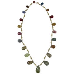 Collier en or 14 carats avec saphirs multicolores de 11 carats et rubis, pierres précieuses étrusques taillées en poire