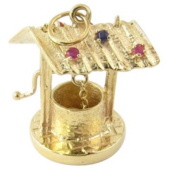 14 Karat Yellow Gold Wishing Well Charm