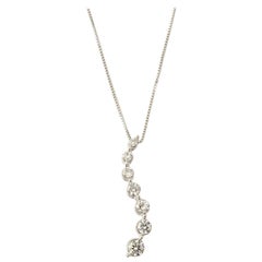 14 Karat White Gold Graduated Diamond Pendant Necklace